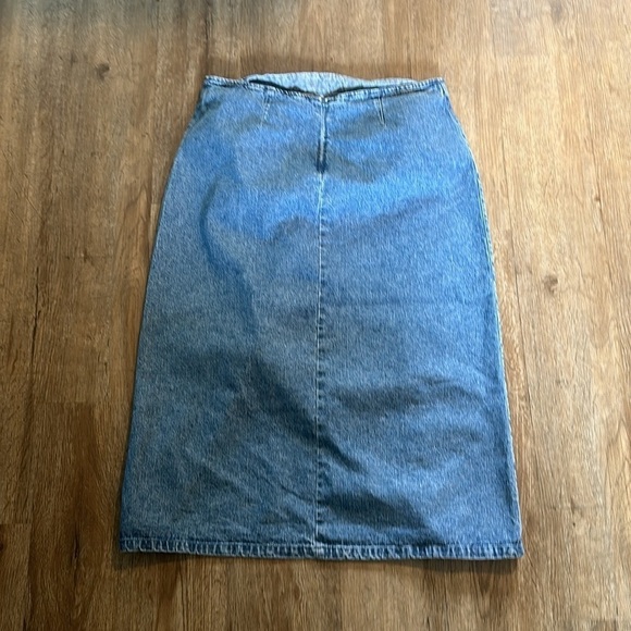 CHRISTOPHER AND BANKS JEAN DRESS - Picture 5 of 5